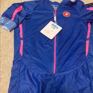 New! Women’s Cycle Jersey and Gear